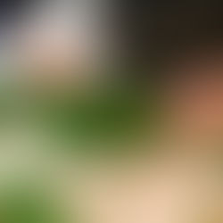 paola hand crafting round amanth piece