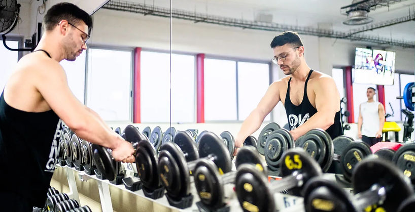 מאמן כושר בספארטה 302