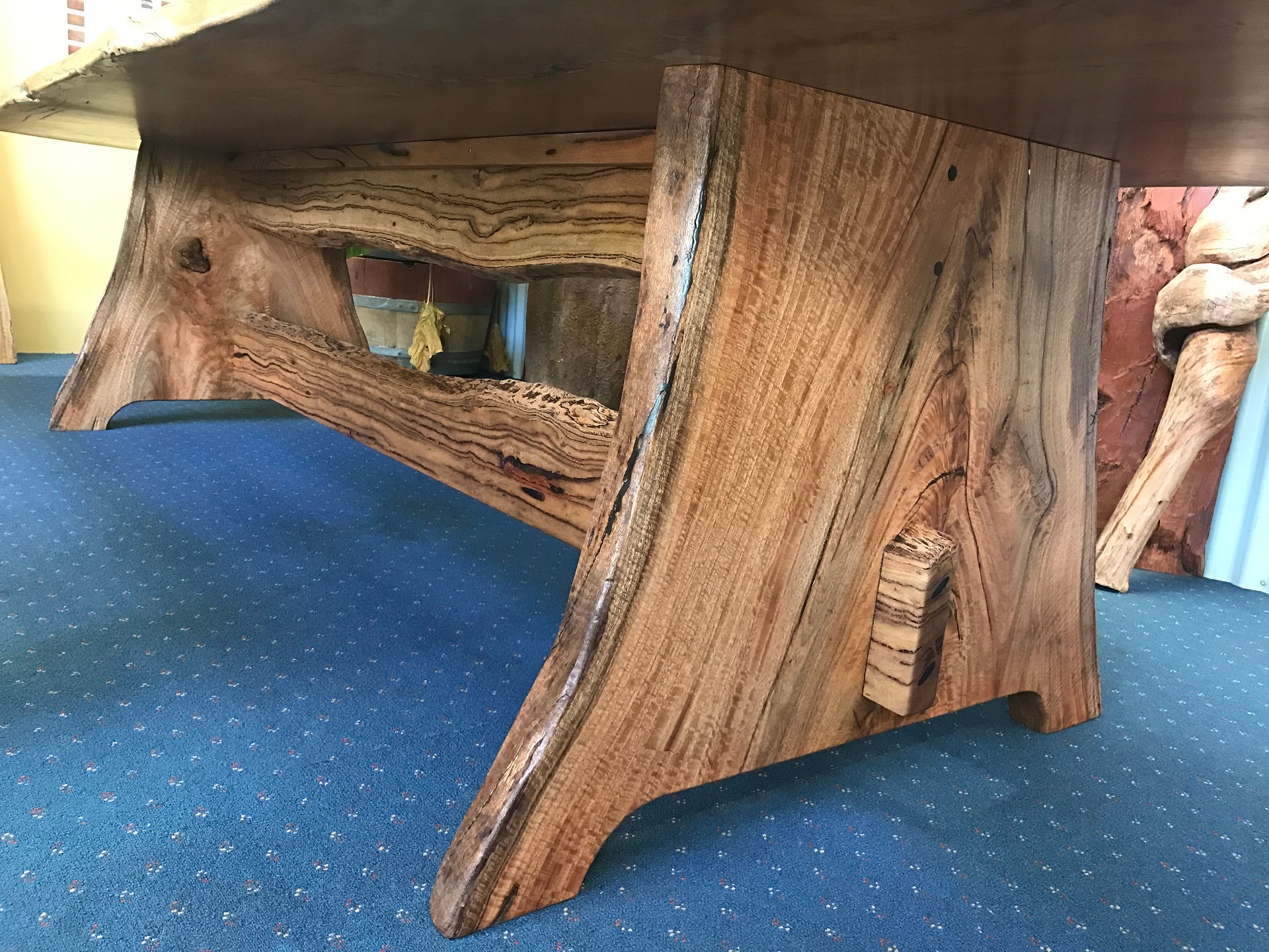 Marri table 002