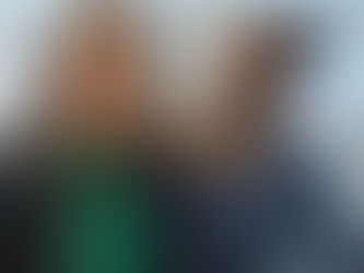 Mélyssa et une agente administrative de Clinispa Kaméva lors d’une conférence sur le service à la clientèle à Gatineau – réflexion sur l’expérience client en santé.