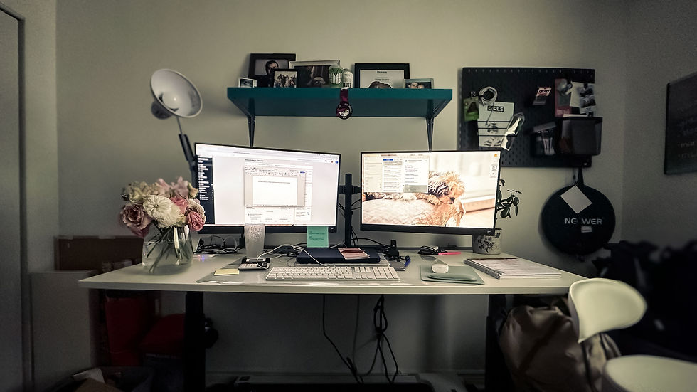 Mon bureau où je ris, je pleurs et je me questionne sur mes décisions