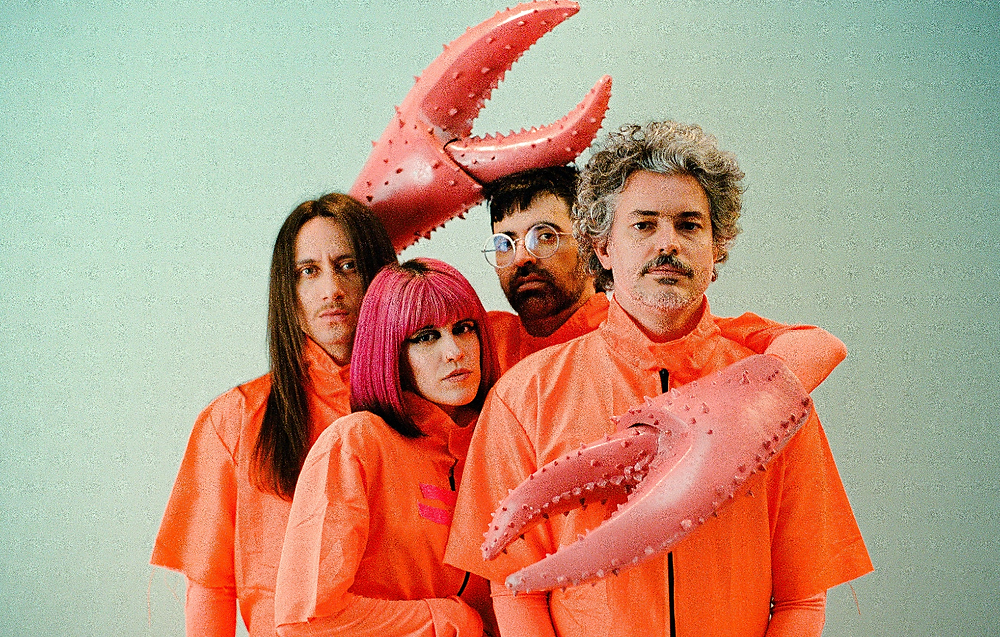 Supercombo encerra 2025 na Audio (SP) com show oficial do álbum Caranguejo