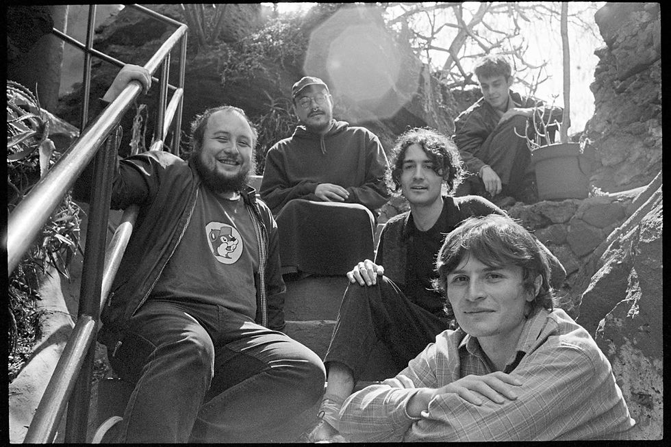 Balaclava traz Diles Que No Me Maten ao Brasil para show único em São Paulo