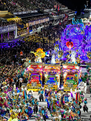 Desfiles das escolas de samba do Rio de Janeiro: vagas de estacionamento já podem ser reservadas