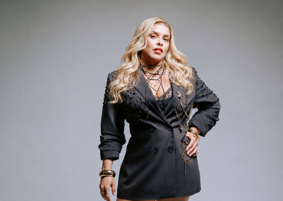 Natállia Antunes celebra mais de mil shows e desponta como a nova força do sertanejo e piseiro