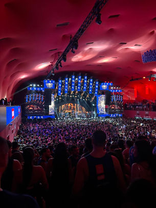 Astros, luxo e pista fervendo: o primeiro dia do Camarote Club no Carnaval de Salvador