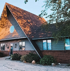 Everyday Alignment exterior of the office building in Grand Haven, Michigan