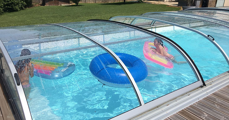 abripiscinebaignademontreal.jpg