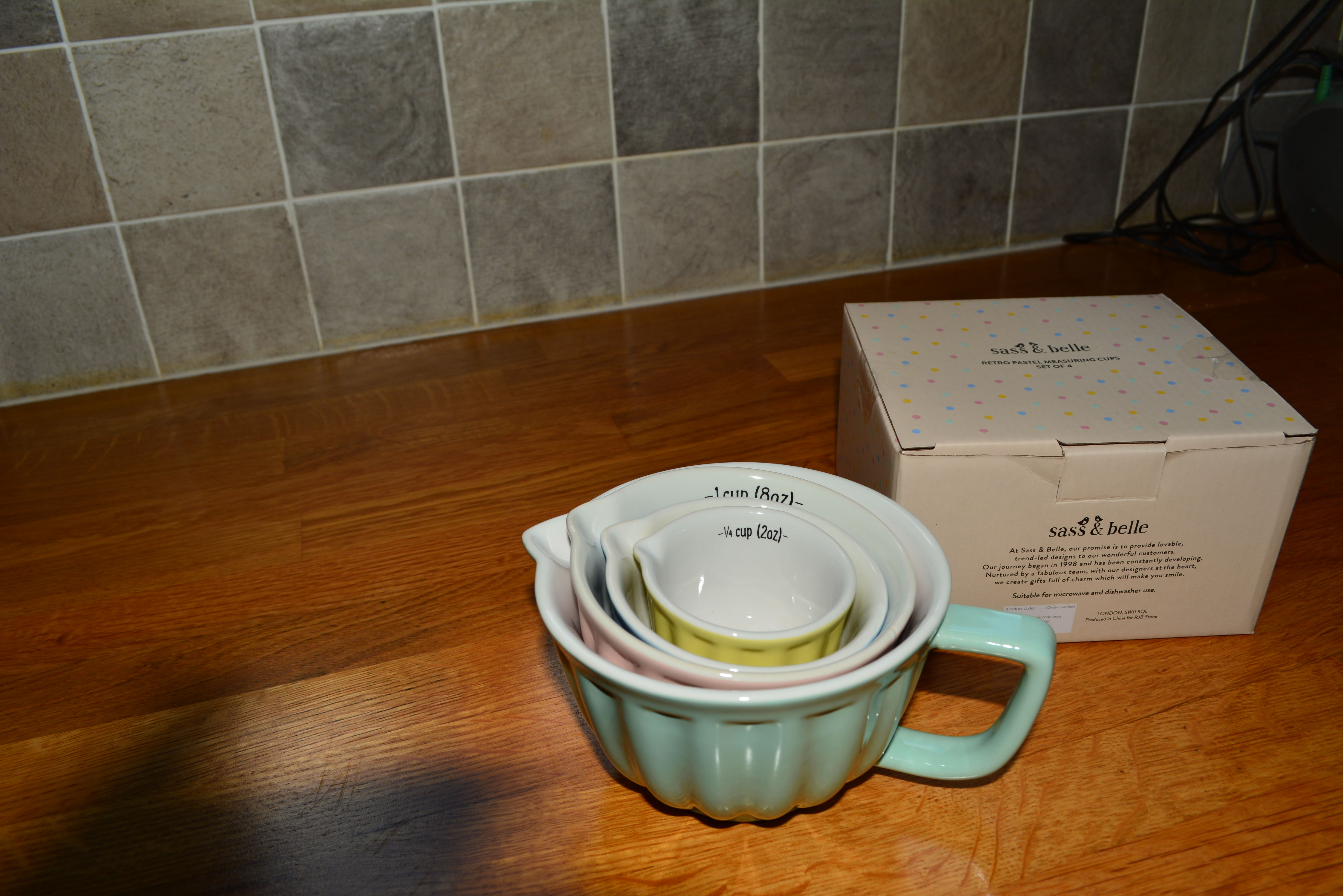 Pastel Stoneware Measuring Cups