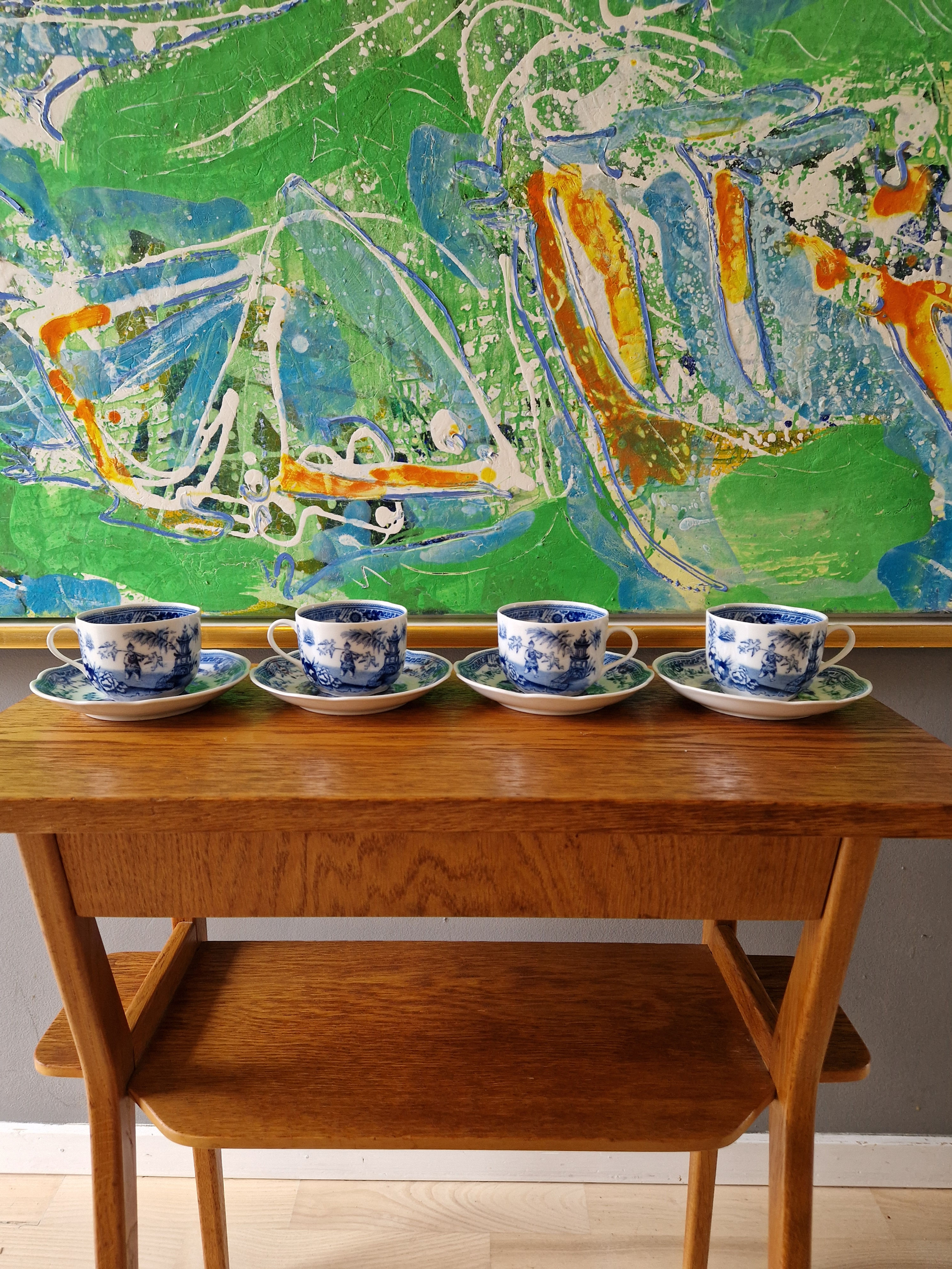 4 koppar med fat från Arabia