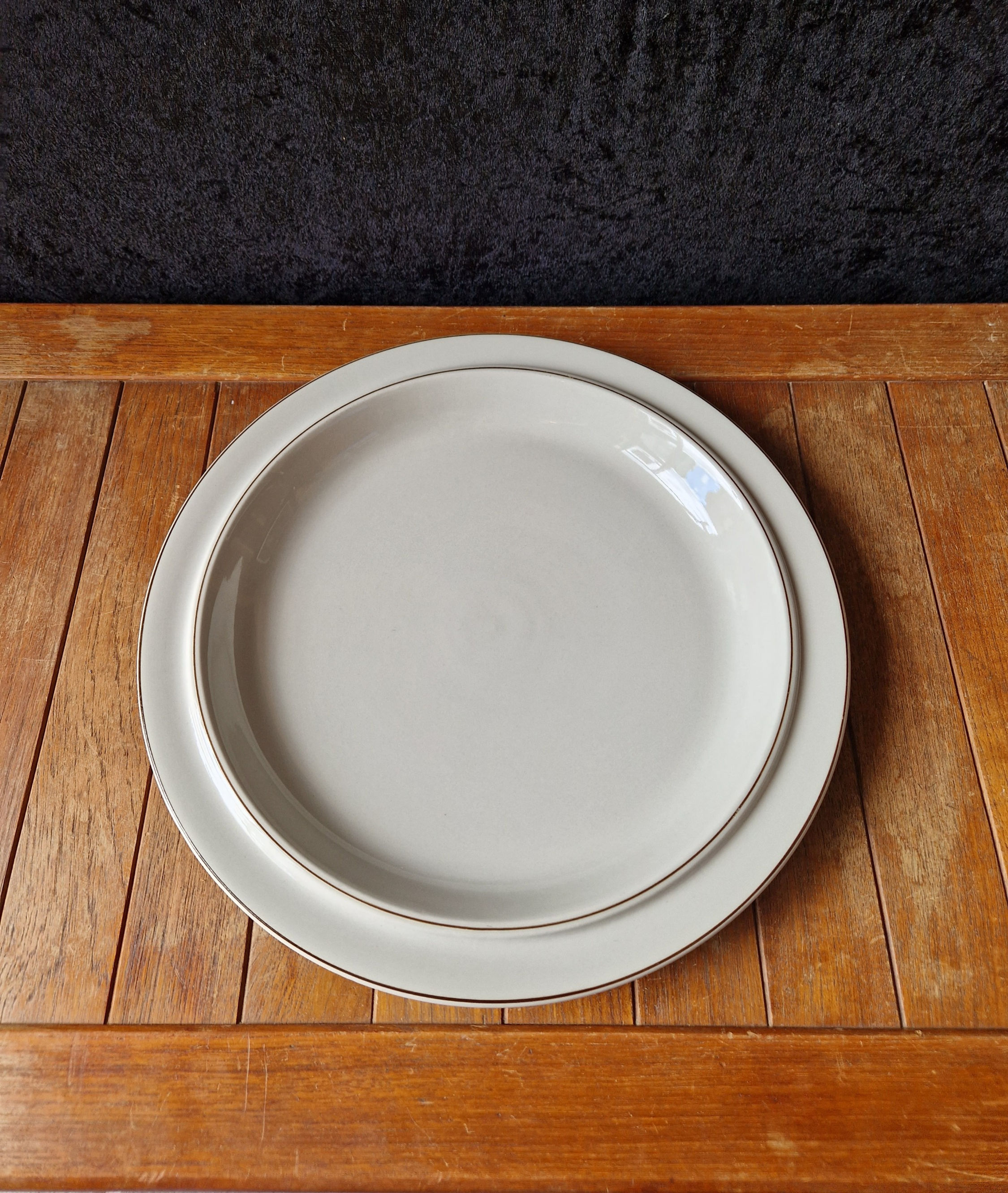 Stort fat från Arabia