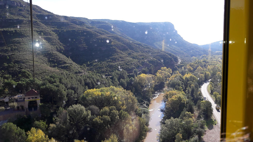 Vue depuis le téléphérique qui nous amenait à Montserra