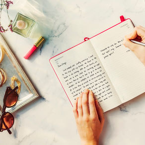 A escrita autoral como potencial criativo para construção de novas teorias