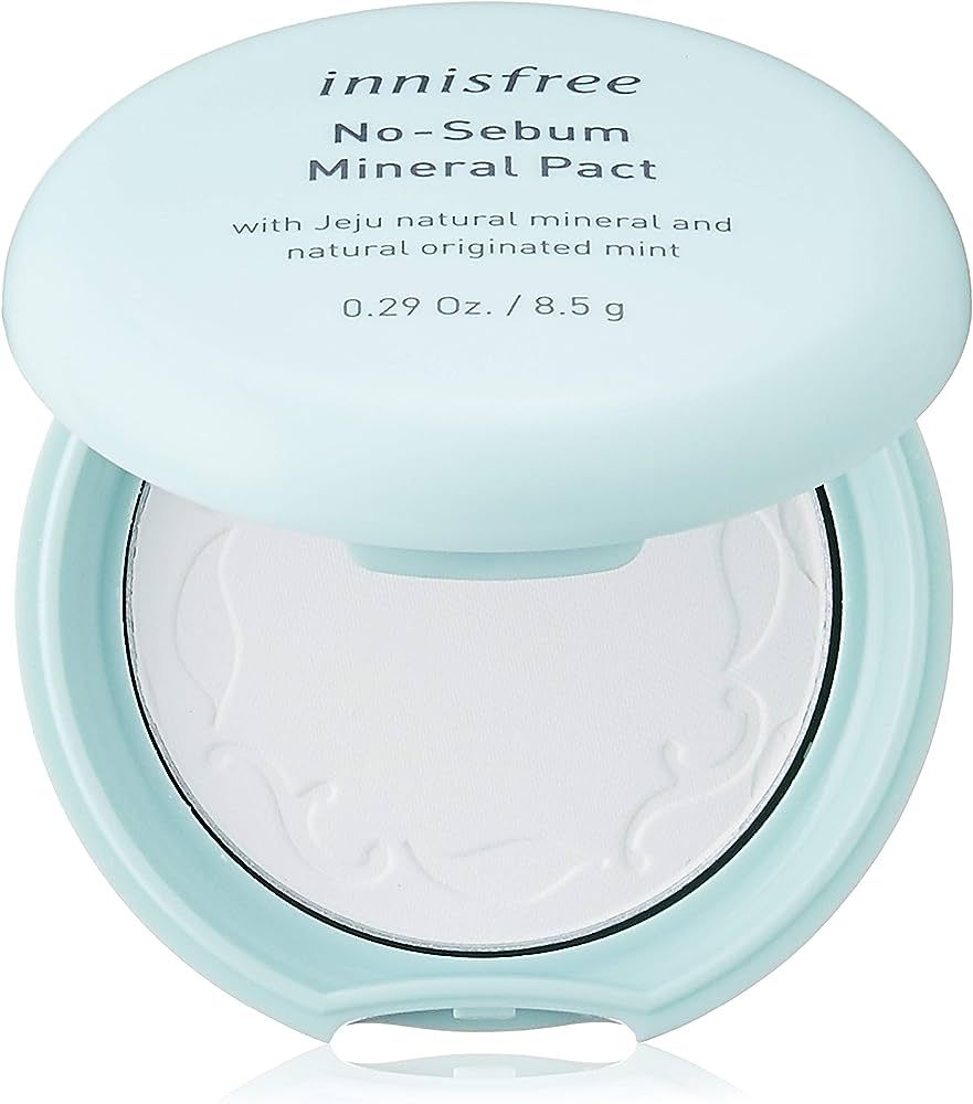 innisfree no sebum mineral pack korean beauty kbeauty best products makeup setting powder pressed powder