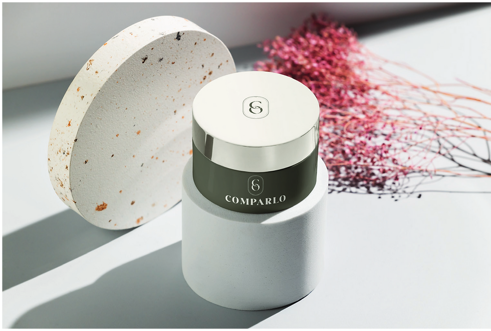 Contemporary logo concept crafted to enhance brand recognition and appeal.