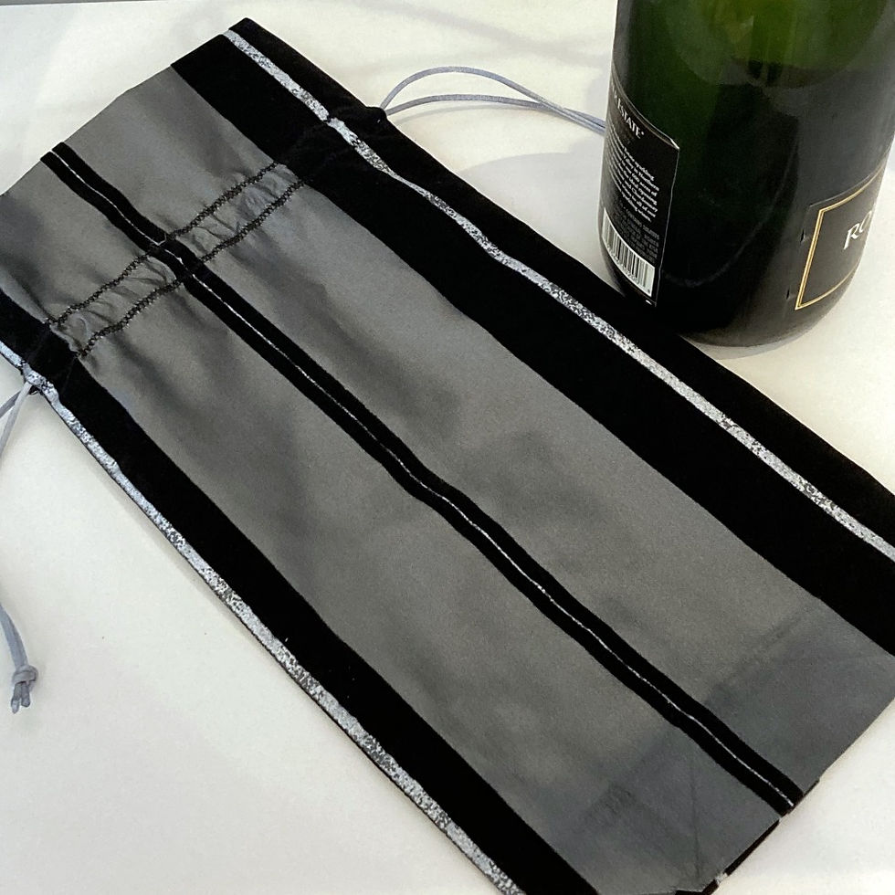 Thumbnail: Black Stripes Wine Bag