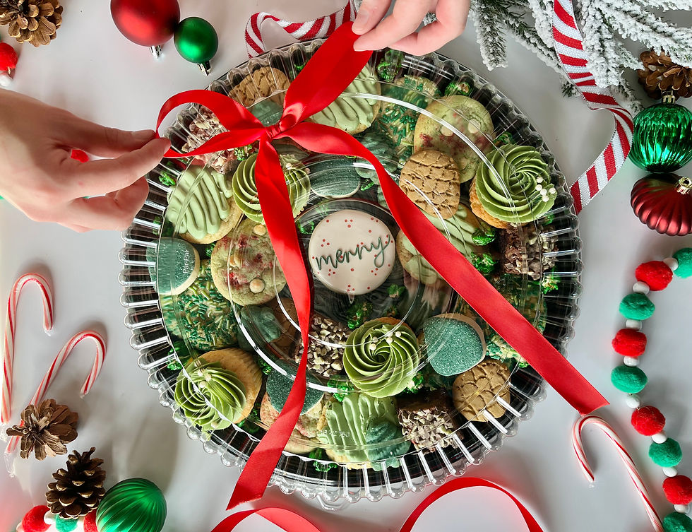 merry wreath platter