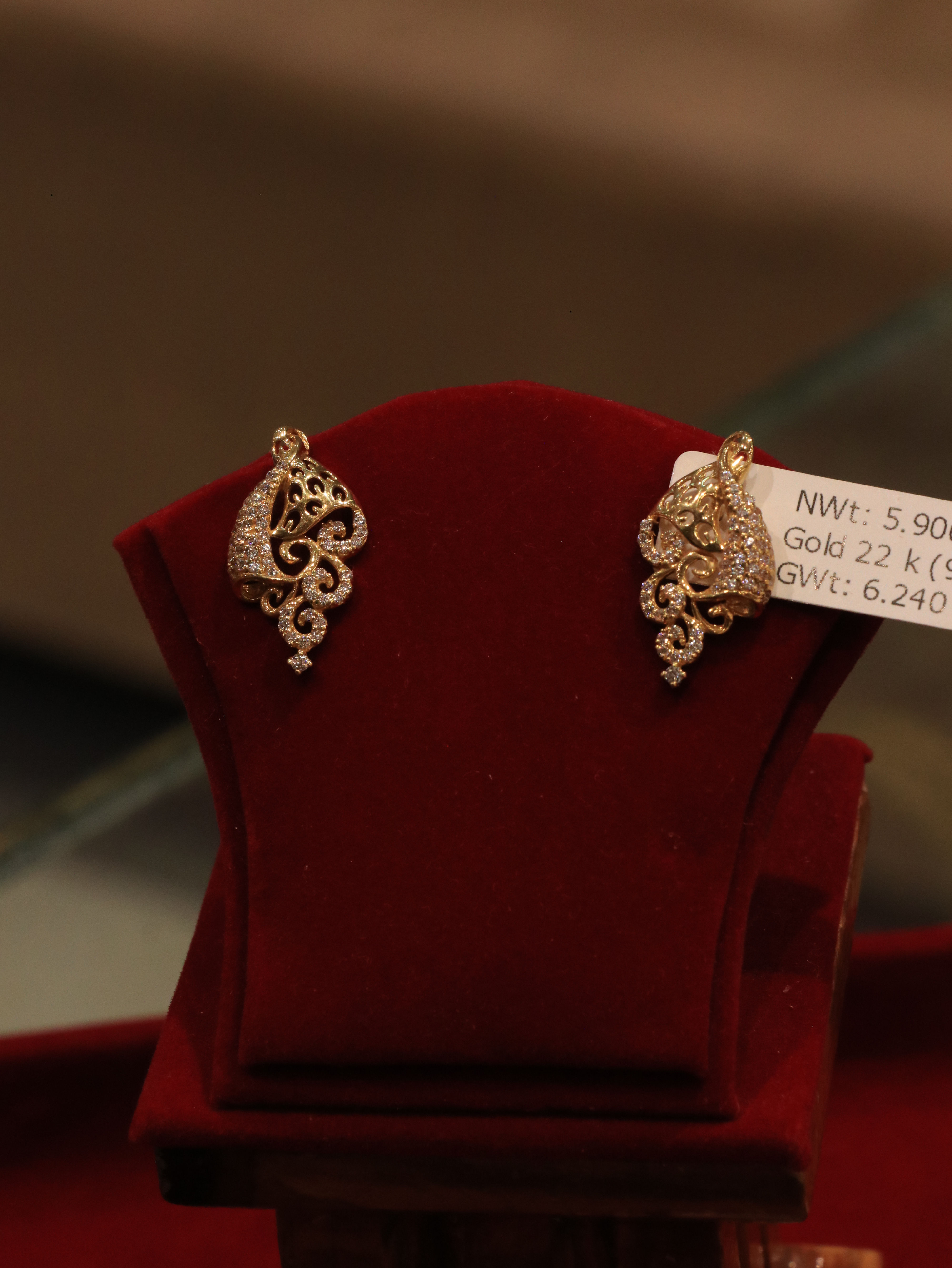 22K gold earrings 50 lal for daily wear in Nepal