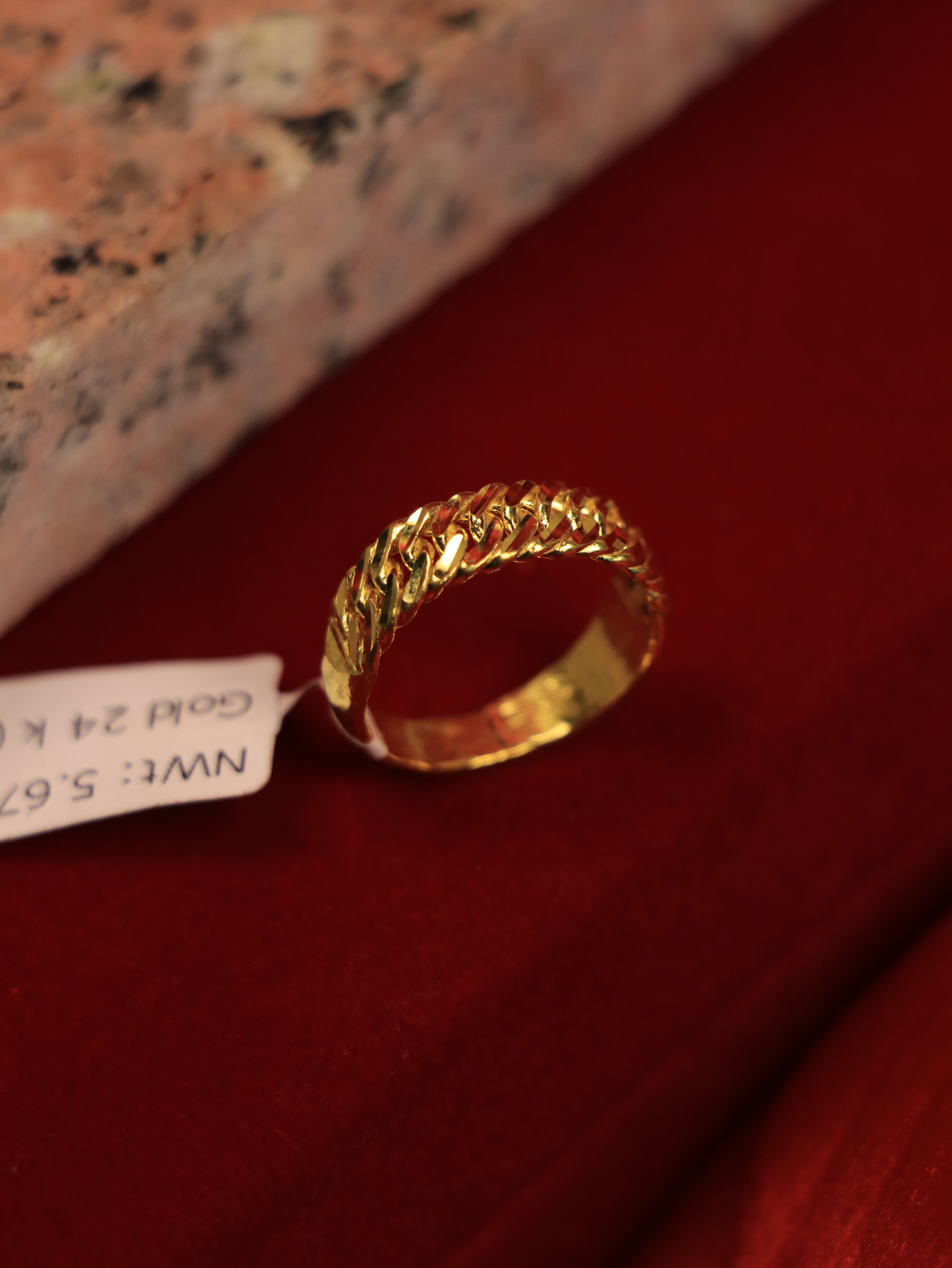 Men’s Gold Chain Design Ring in 24k gold with bold chain pattern for daily wear elegance