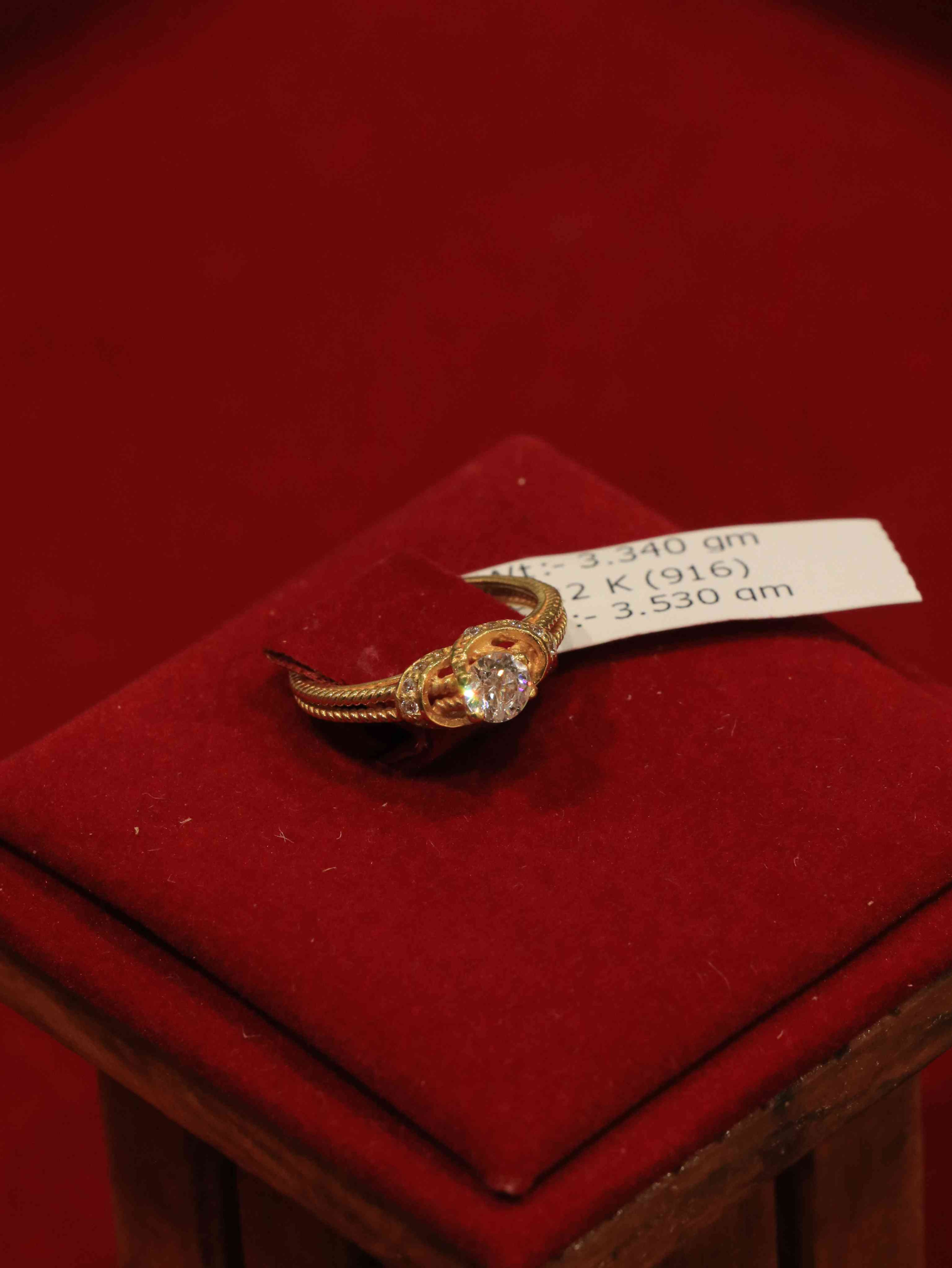 Premium 22K Gold Women's Ring with sleek design for daily wear
