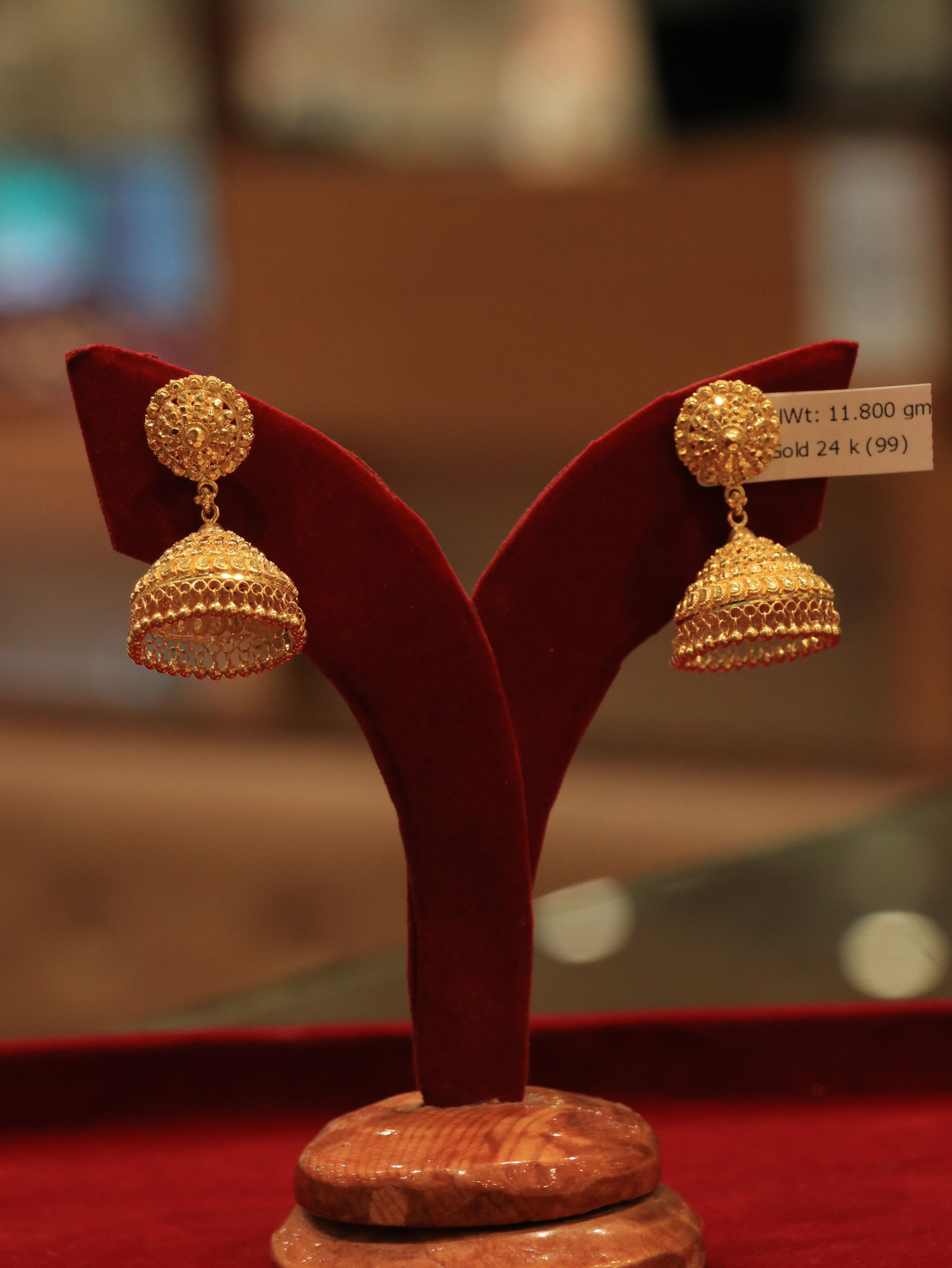 24k gold jhumka earrings pinjada design for wedding in Nepal