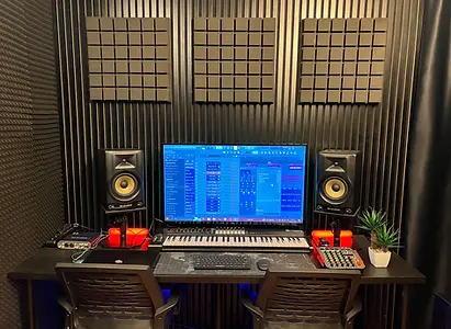 mix mastering prodüksiyon masası görseli