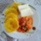 Patacones con hogao