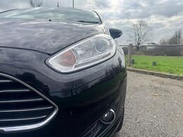 Thumbnail: Ford Fiesta 1.0T EcoBoost Zetec (2016/66)