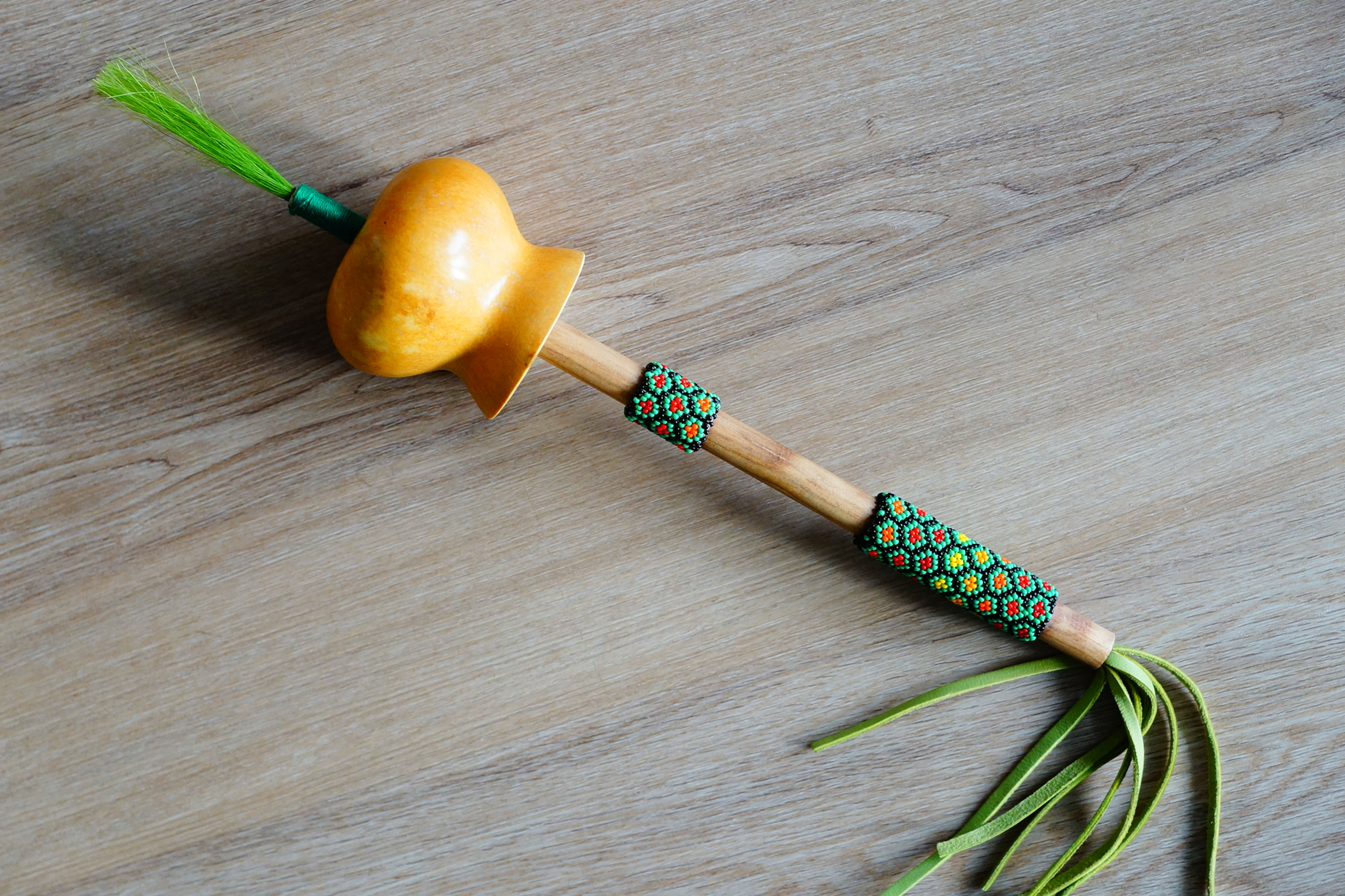 SCHAMANISCHE RASSEL (Peyote Rassel)