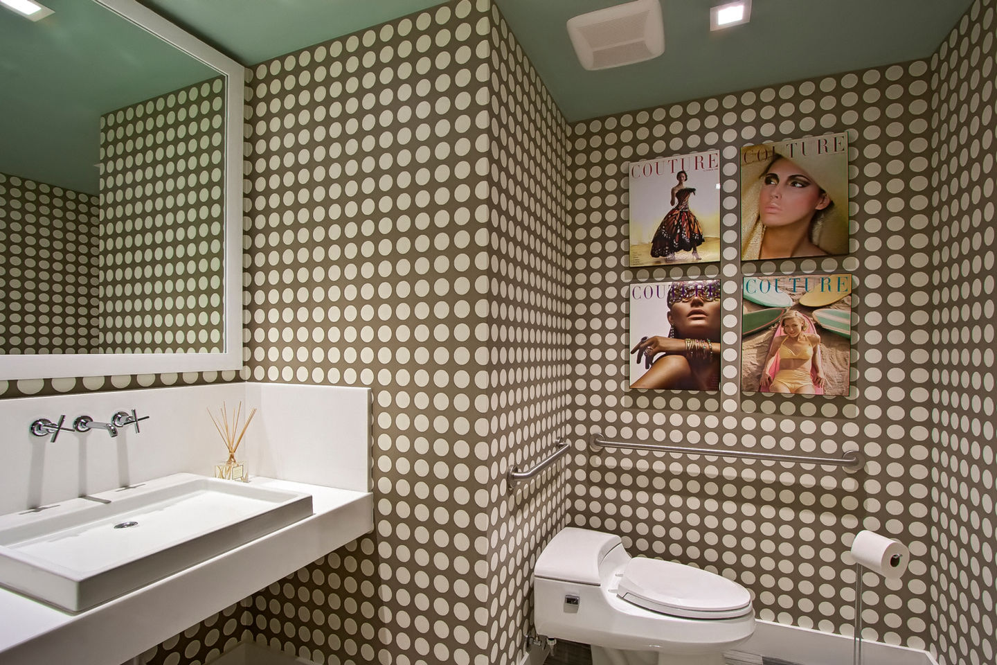 PALM BEACH EYE CENTER