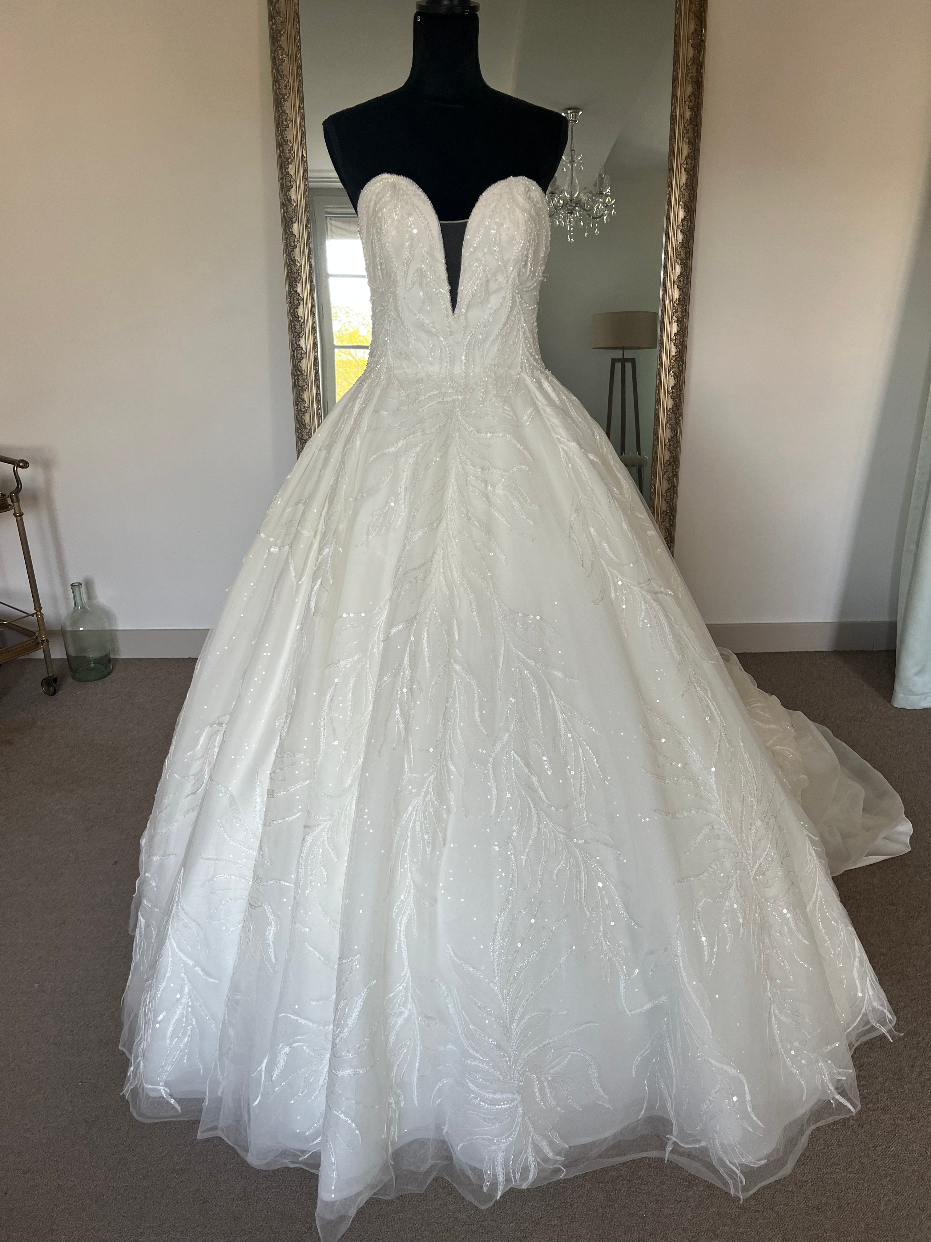 Sandy- Demetrios Platinium