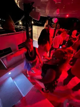 80s Party ÜberVida Bermuda's Celebration Yacht
