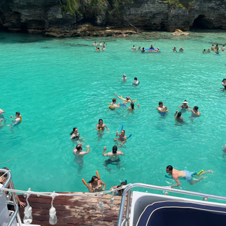The Ultimate Party Cruise in Bermuda 4-HOUR Swimmming Cruise OPEN BAR