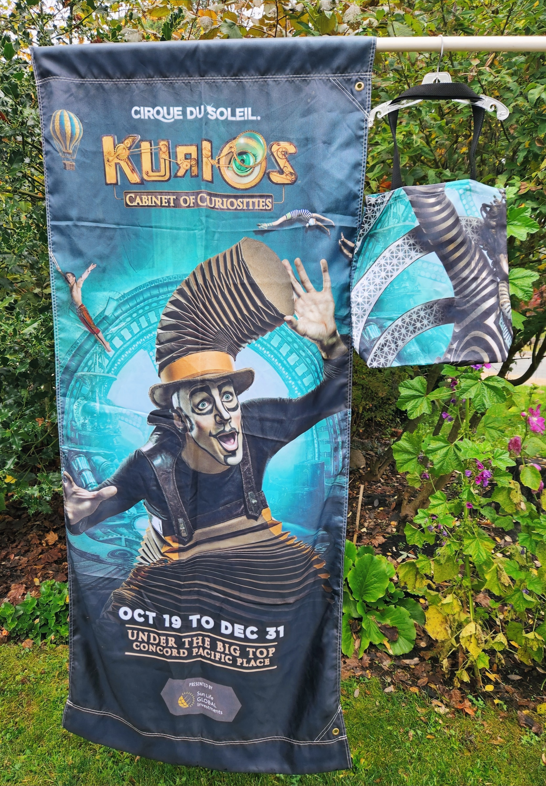 The Original Banner Bag - Cirque du Soleil image 1