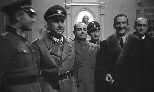 El 23 de enero de 1943, franceses y alemanes se reúnen en el Ayuntamiento de Marsella para