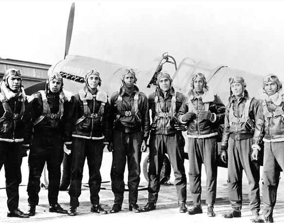 Los aviadores de Tuskegee entraron en combate en la primavera de 1943 durante la Operación