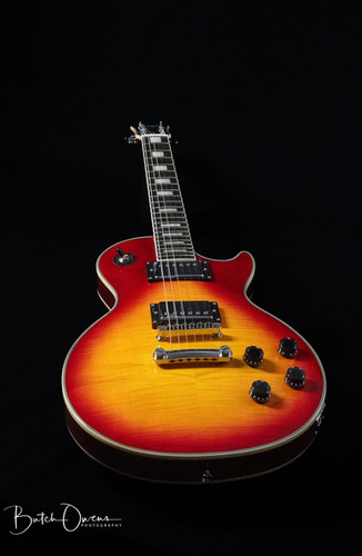 Big Lou Roadster - Sunburst | Big Lou Guitar 2.0