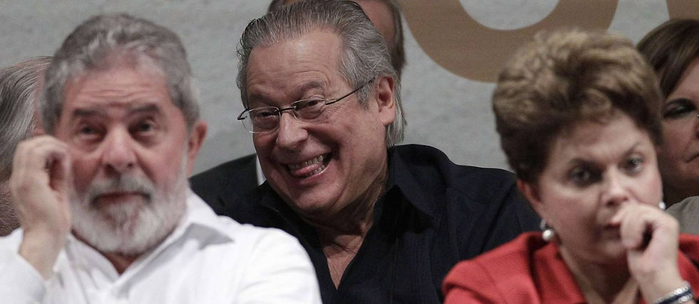 José Dirceu deixa prisão em Curitiba