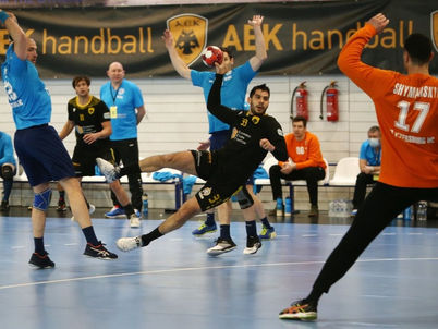 Χάντμπολ: Εύκολα η ΑΕΚ 21-30 τη Neva SPb - Αύριο και τυπικά η πρόκριση