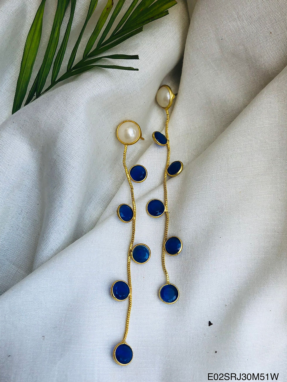 Thumbnail: Long Chain Style Earrings