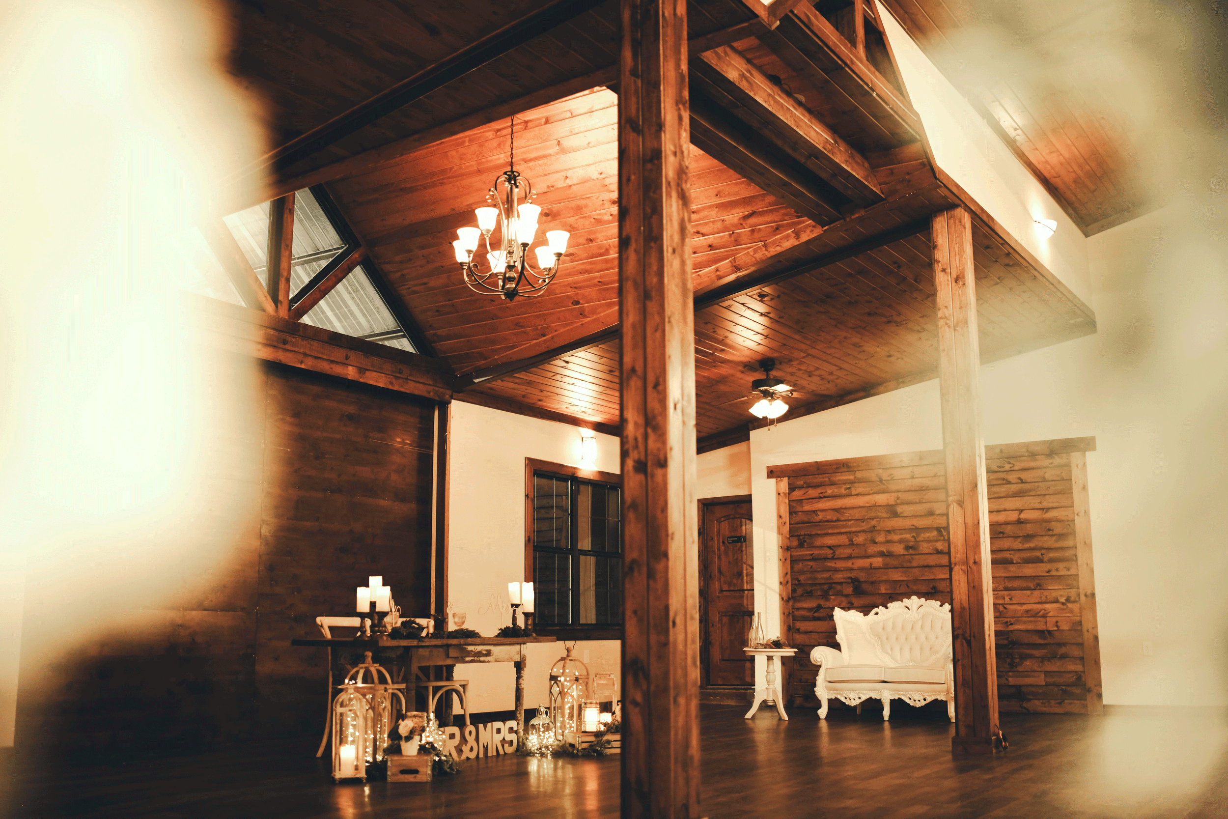Bryan-College-Station-Wedding-Venue.gif