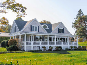 10 Tips for Designing a Functional Front Porch in Northern Virginia
