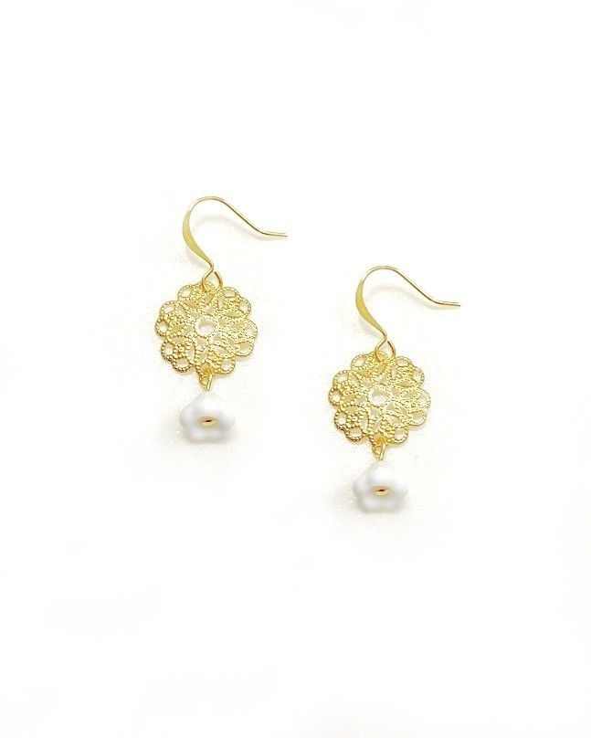 Charleston Gates Collection - Meeting St. Gold Earrings- 1 Layer with Blossom