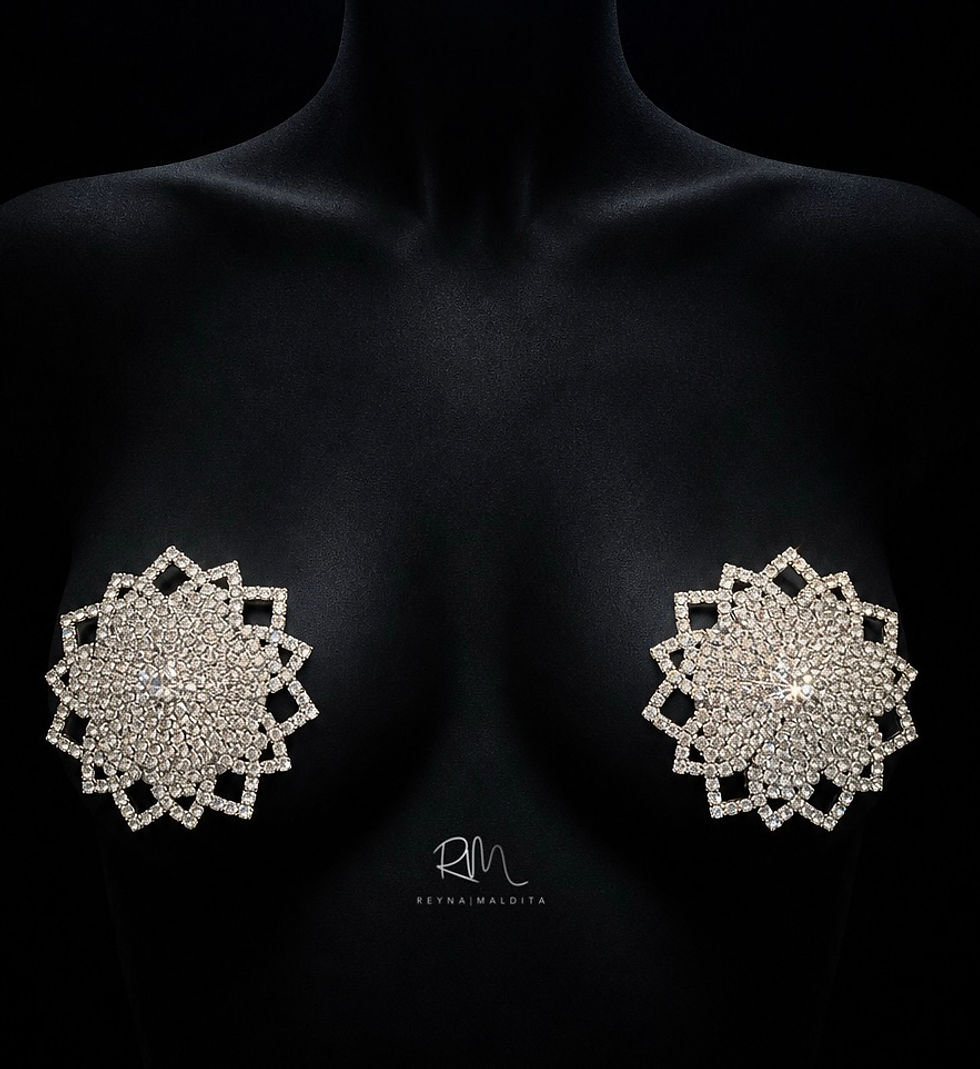 Thumbnail: Silver crystal rhinestone nipple covers from Reynamaldita