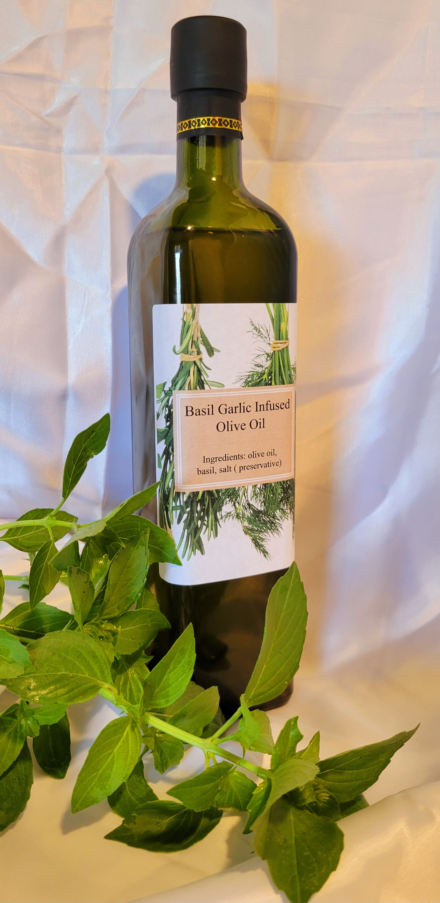 Basil and Garlic 25oz