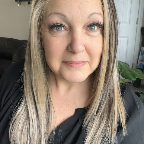Brenda R ( 13x3.5 Y2K Lace Front Wig )