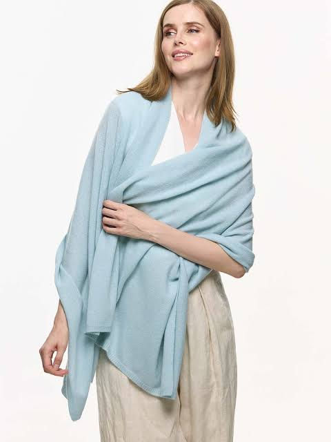 Thumbnail: Cashmere scarfs and poncho with buttons
