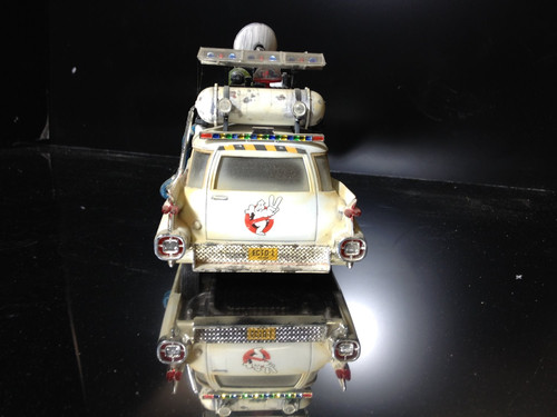 GHOSTBUSTERS ECTO-1A | sakaken