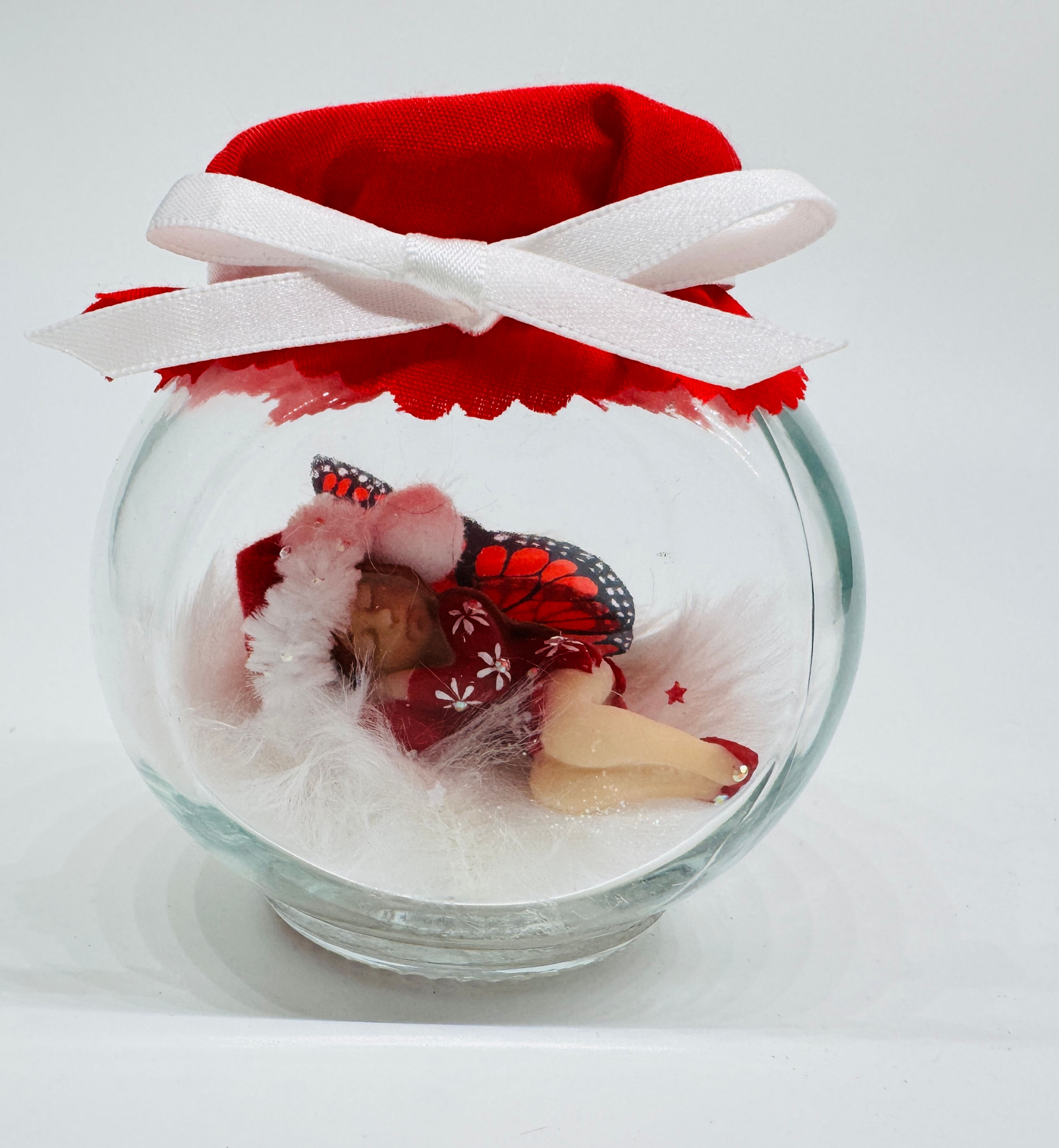 Xmas Starter fairy red/ white flowers and hat with jar 