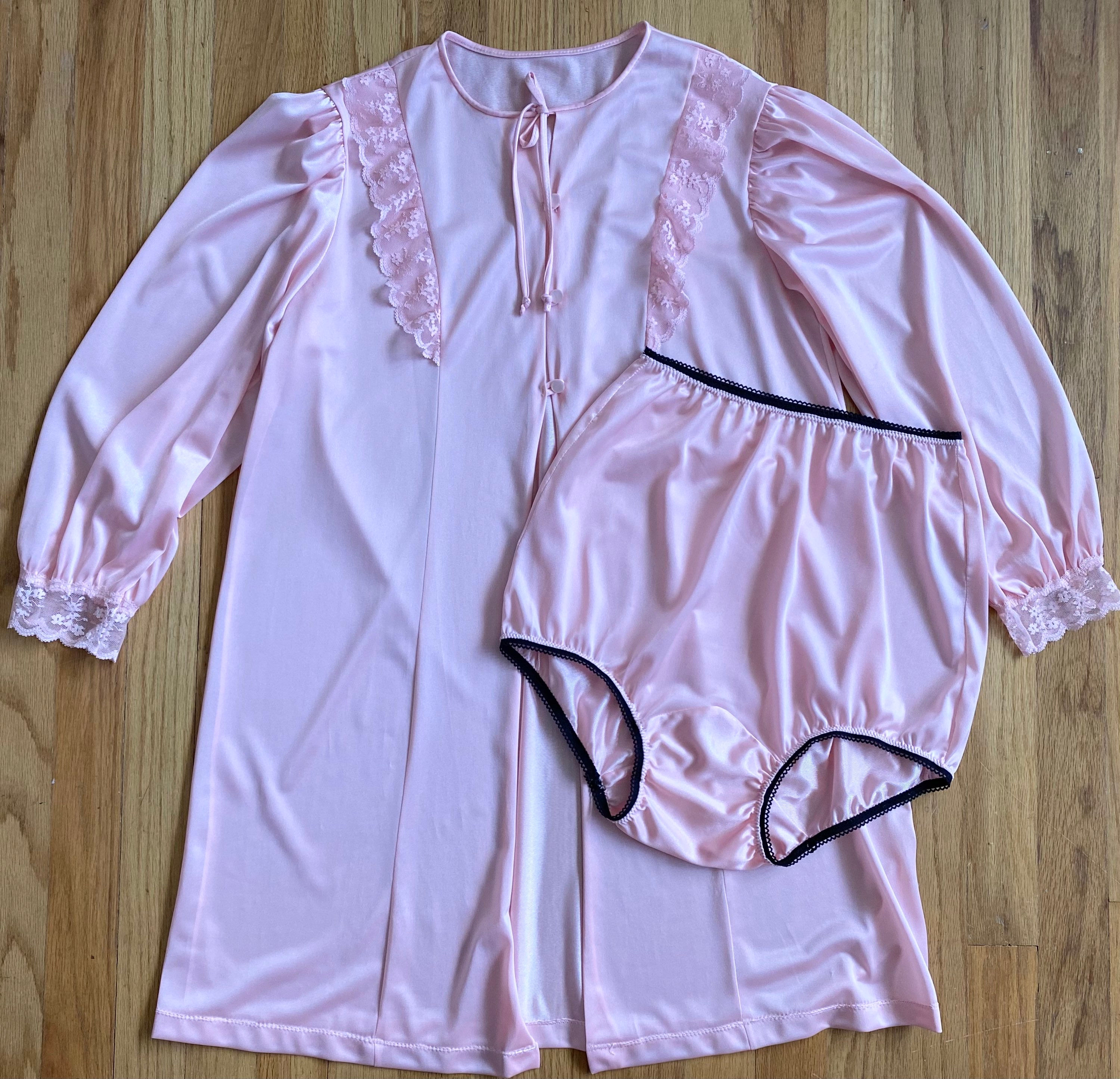 Vintage 60s MONTGOMERY WARD Pink Nylon Sleep Set